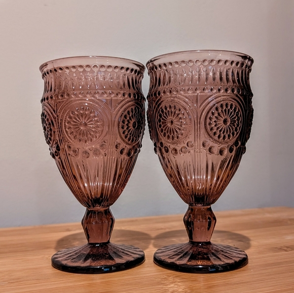 The Pioneer Woman Other - The Pioneer Woman 6.5"  Adeline Purple/Maroon Glass Goblets, Set of 2